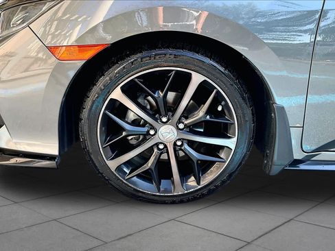 Used 2020 Honda Civic Sport image 11
