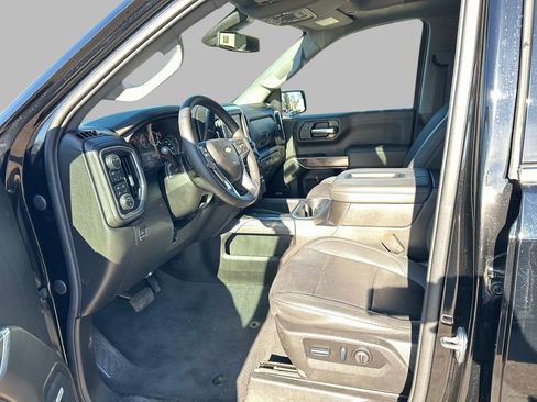 Used 2022 Chevrolet Silverado 1500 LTZ w/ LTZ Premium Package image 9