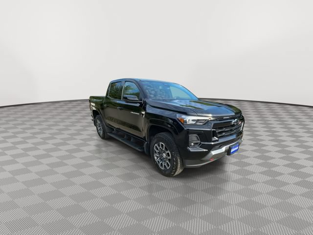 Used 2024 Chevrolet Colorado Z71 w/ Z71 Convenience Package 2 AWD/4WD image 2