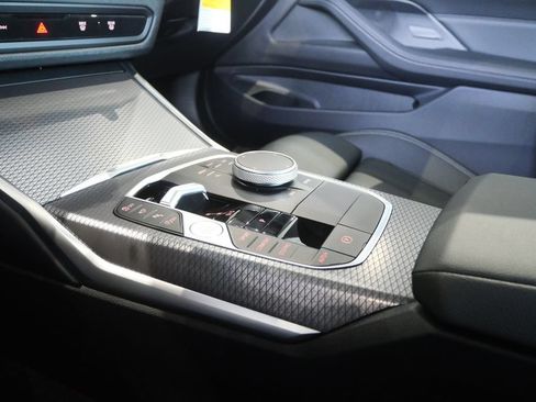 Used 2026 BMW 430i Coupe w/ Parking Assistance Package RWD image 17