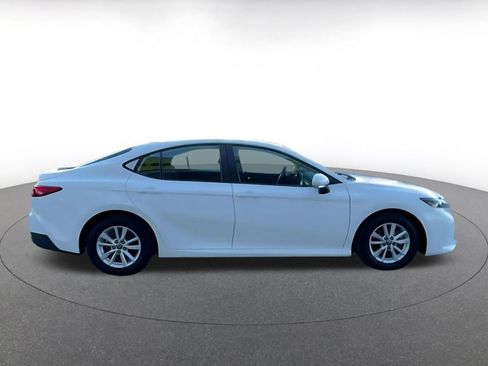 Used 2025 Toyota Camry LE image 14