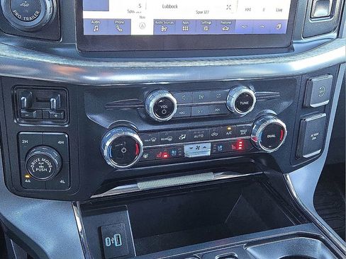 Used 2023 Ford F150 Lariat w/ Trailer Tow Package image 29