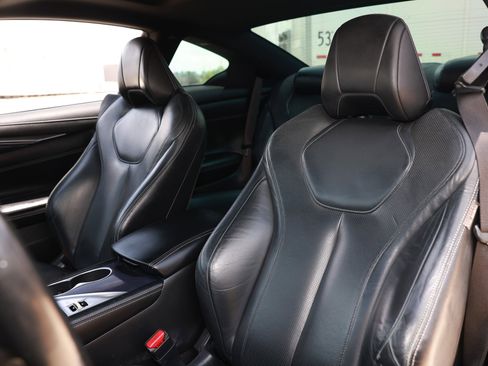 Used 2019 INFINITI Q60 Red Sport 400 w/ Cargo Package RWD image 10