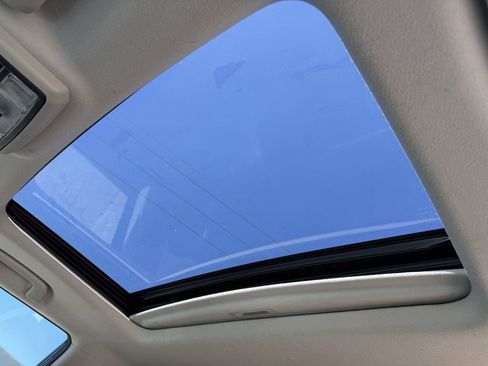 Used 2016 Toyota 4Runner Limited image 29