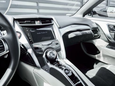 Used 2017 Acura NSX image 56