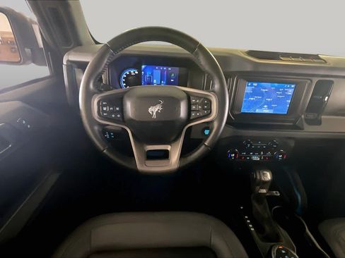 Used 2023 Ford Bronco Black Diamond AWD/4WD image 5