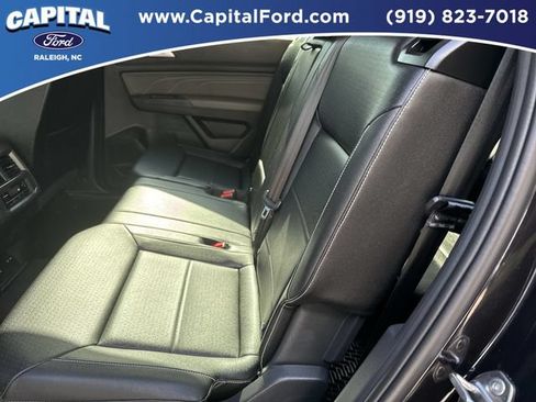Used 2023 Volkswagen Atlas SE AWD/4WD image 18
