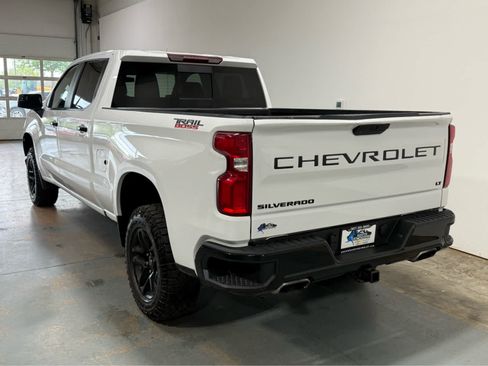 Used 2022 Chevrolet Silverado 1500 LT Trail Boss w/ Convenience Package II AWD/4WD image 3