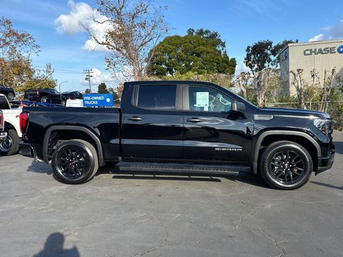 Used 2024 GMC Sierra 1500 Pro w/ Graphite Edition image 7