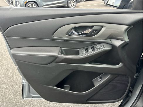 Certified 2023 Chevrolet Traverse LT w/ LPO, Floor Liner Package AWD/4WD image 23