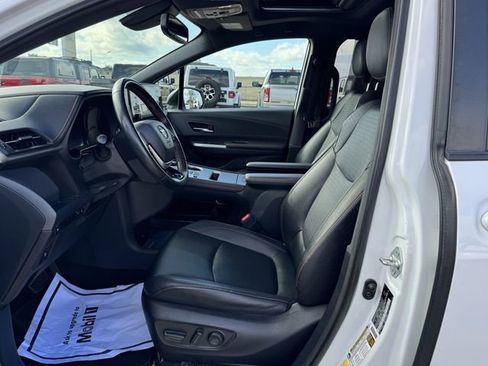 Used 2021 Toyota Sienna XSE image 21