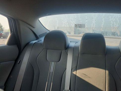 Used 2024 Hyundai Elantra SEL FWD image 15