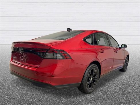 New 2025 Honda Accord SE image 5