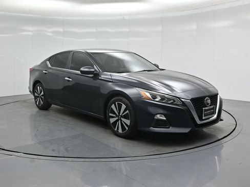 Used 2022 Nissan Altima 2.5 SV image 55
