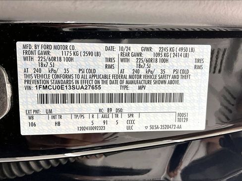 Certified 2025 Ford Escape SE FWD image 35