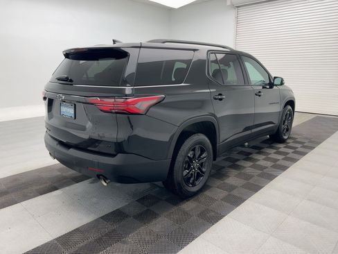 Certified 2022 Chevrolet Traverse LT w/ Midnight/Sport Edition image 9