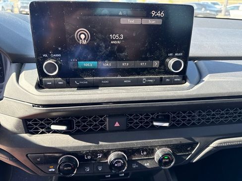 Used 2023 Honda Accord EX image 24
