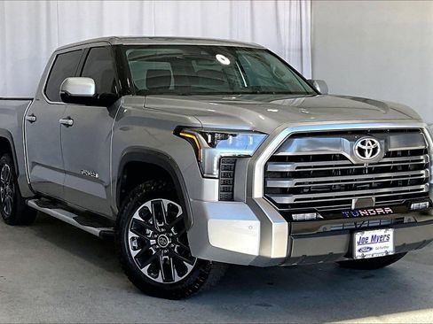 Used 2023 Toyota Tundra Limited image 34