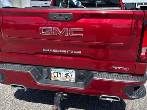 Used 2022 GMC Sierra 1500 AT4 w/ AT4 Premium Package AWD/4WD image 14