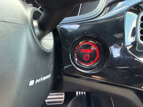 Certified 2025 Honda Civic Sport image 24
