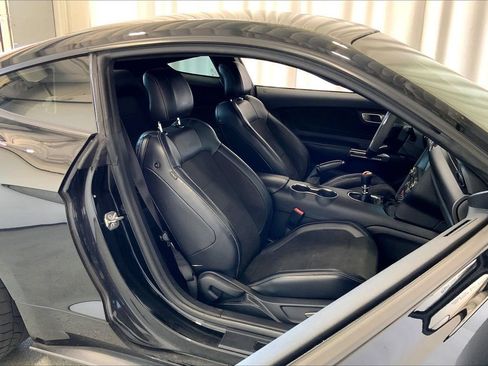 Used 2017 Ford Mustang Shelby GT350 RWD image 16