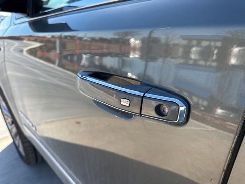 Used 2017 GMC Yukon Denali w/ Open Road Package image 3