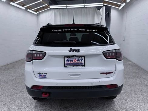 Used 2025 Jeep Compass Trailhawk AWD/4WD image 3