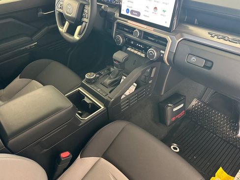 New 2026 Toyota Tacoma TRD Off-Road AWD/4WD image 14