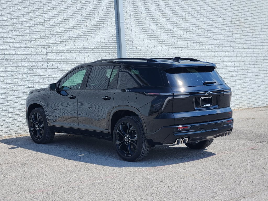 New 2027 Chevrolet Traverse RS FWD image 3