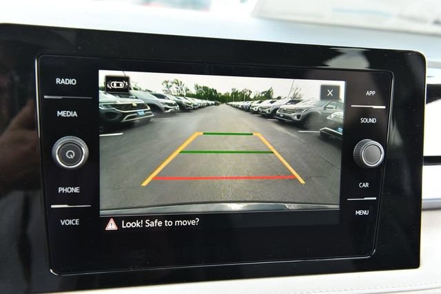 New 2026 Volkswagen Taos SE AWD/4WD image 12