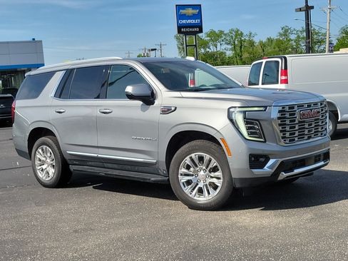 Used 2025 GMC Yukon Denali AWD/4WD image 31