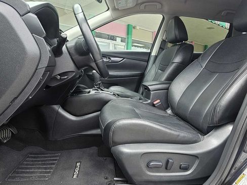 Used 2020 Nissan Rogue SL FWD image 9