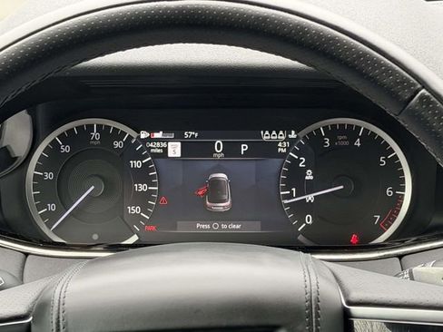 Used 2023 Land Rover Range Rover Evoque R-Dynamic SE image 24