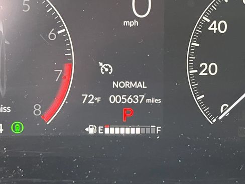 Used 2026 Honda HR-V LX image 22