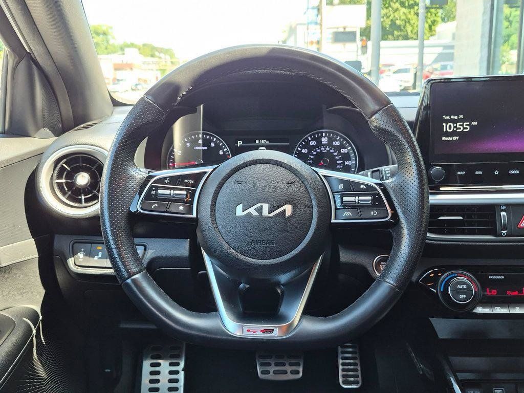 Used 2023 Kia Forte GT-Line FWD image 13
