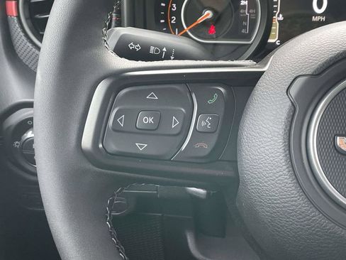 New 2025 Jeep Gladiator Rubicon image 13