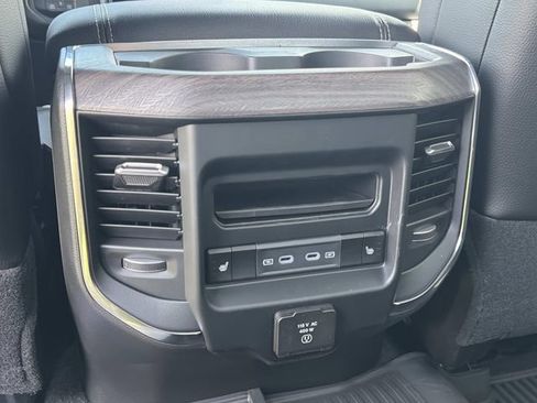 New 2026 RAM 2500 Laramie AWD/4WD image 29