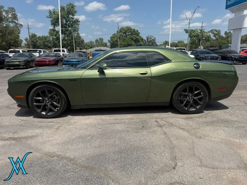 Used 2023 Dodge Challenger R/T w/ Plus Package RWD image 4