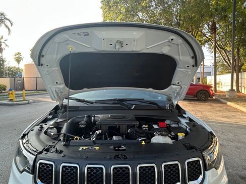 Used 2023 Jeep Compass Latitude AWD/4WD image 26