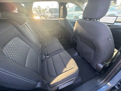 Used 2024 Ford Escape Active w/ Tech Pack #1 AWD/4WD image 36