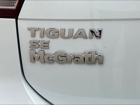 Used 2019 Volkswagen Tiguan SE image 24