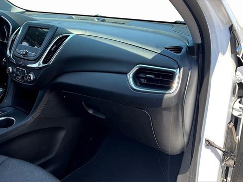 Used 2019 Chevrolet Equinox LT image 16