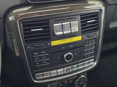 Used 2017 Mercedes-Benz G 550 Squared image 39