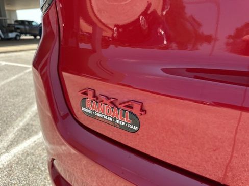 Certified 2022 Jeep Compass Limited image 45