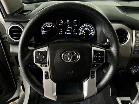Used 2021 Toyota Tundra SR5 w/ SR5 Upgrade Package AWD/4WD image 15
