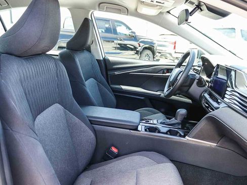 Used 2025 Toyota Camry LE FWD image 16