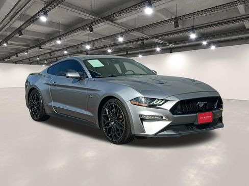 Used 2021 Ford Mustang GT Premium w/ Equipment Group 401A RWD image 2