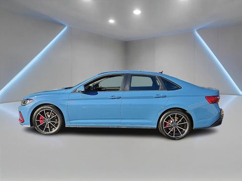 Certified 2025 Volkswagen Jetta GLI Autobahn image 4