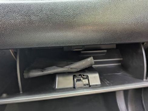 Used 2012 Ford Mustang Premium image 34