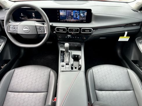 New 2026 Nissan Sentra SR w/ SR Premium Package FWD image 20